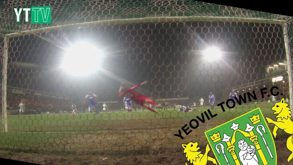 GOPRO: KIEFFER MOORE HITS THE POST IN THE LAST MINUTE