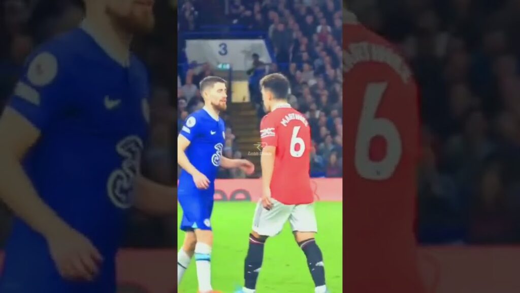 Lisandro Martinez and Antony bullying Jorginho❗