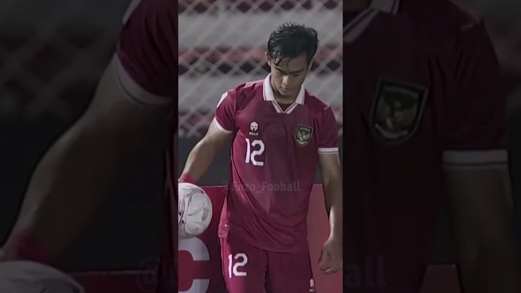 Lemparan Kocak Kyle Walker Yang Meniru Trik Pratama Arhan #shorts #dubbingbola #dubbinglucu