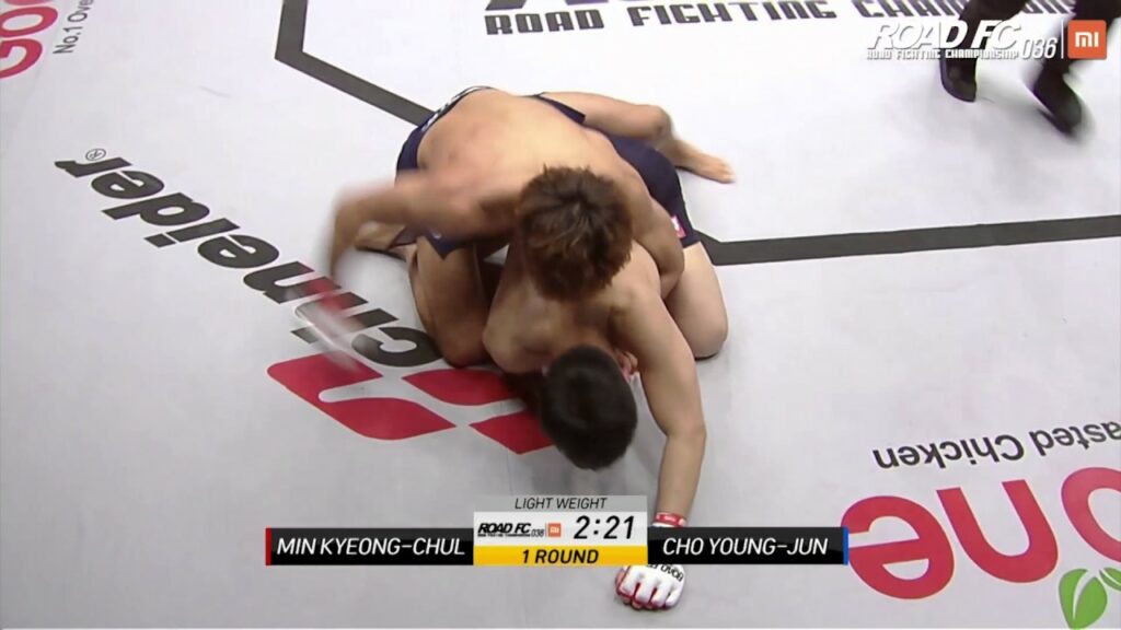 XIAOMI ROAD FC 036 MIN KYEONG-CHUL(민경철) VS CHO YOUNG-JUN(조영준)