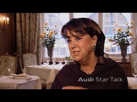 Truus van Gaal über erstes Treffen mit Louis van Gaal:)