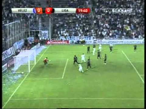 Vélez 0 Liga 0/ Increíble tapada del arquero Alexander Domínguez