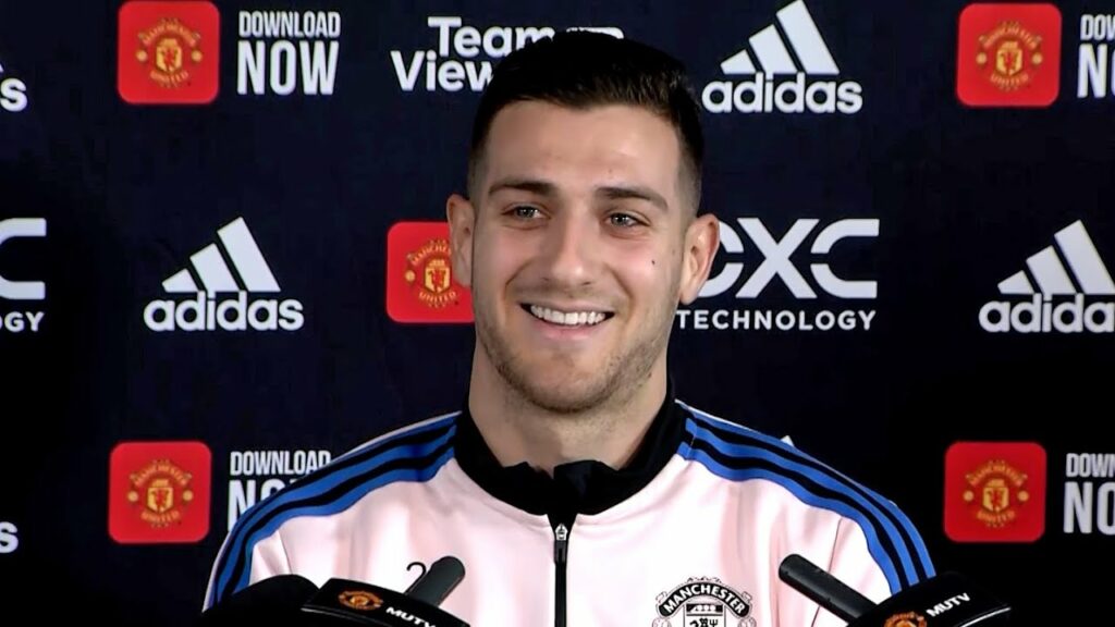 'It's no secret that I’m happy here! I LOVE Manchester United!' | Diogo Dalot | Man Utd v Charlton