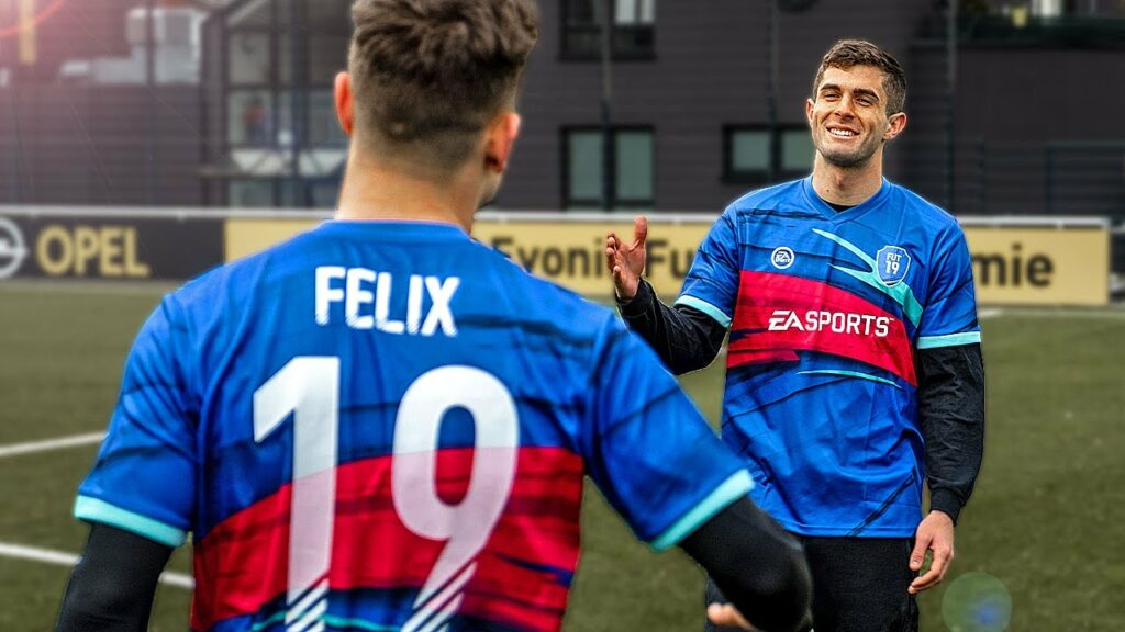 Christian Pulisic vs freekickerz - Ultimative Fußball Challenge