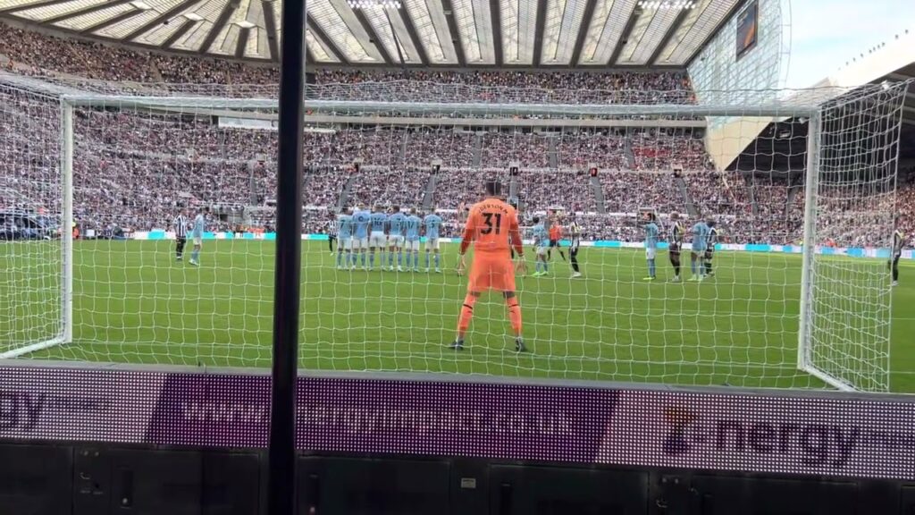 Kieran trippier goal. Newcastle United v Manchester City. View from the behind the goal.