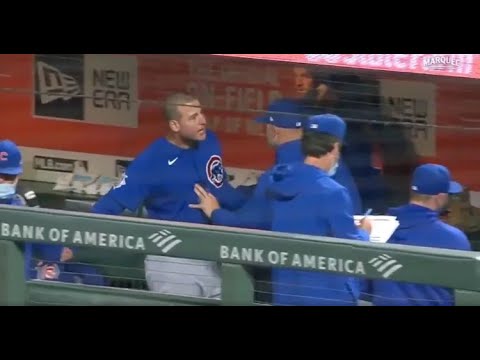 Por poco hubo pelea entre Anthony Rizzo y Willson Contreras de los Cubs.