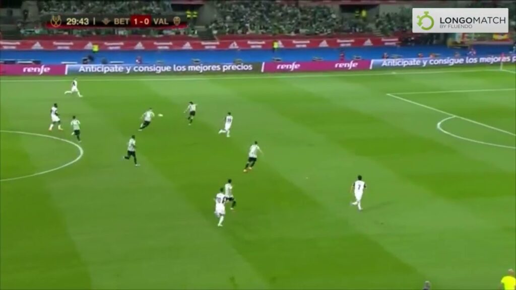 Error saltando línea Pezzella Betis 2022