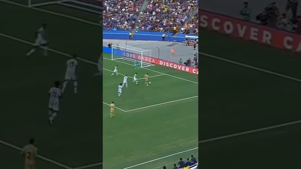 Dembelé vs Alex Sandro #shorts