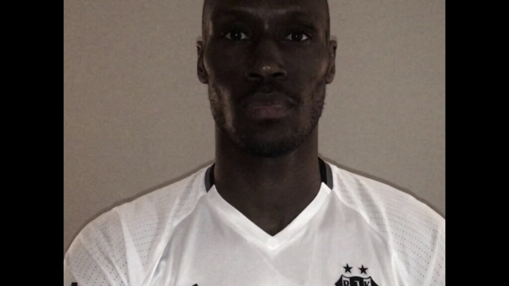 Atiba Hutchinson'dan 1 Mayıs İşçi Bayramı Kutlaması