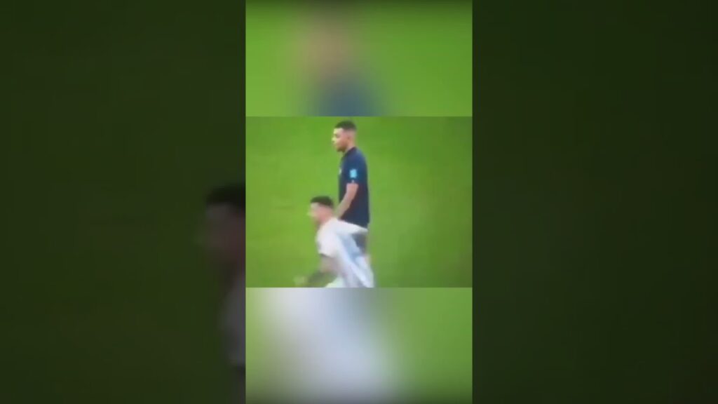 Cristian Romero scares Kylian Mbappé