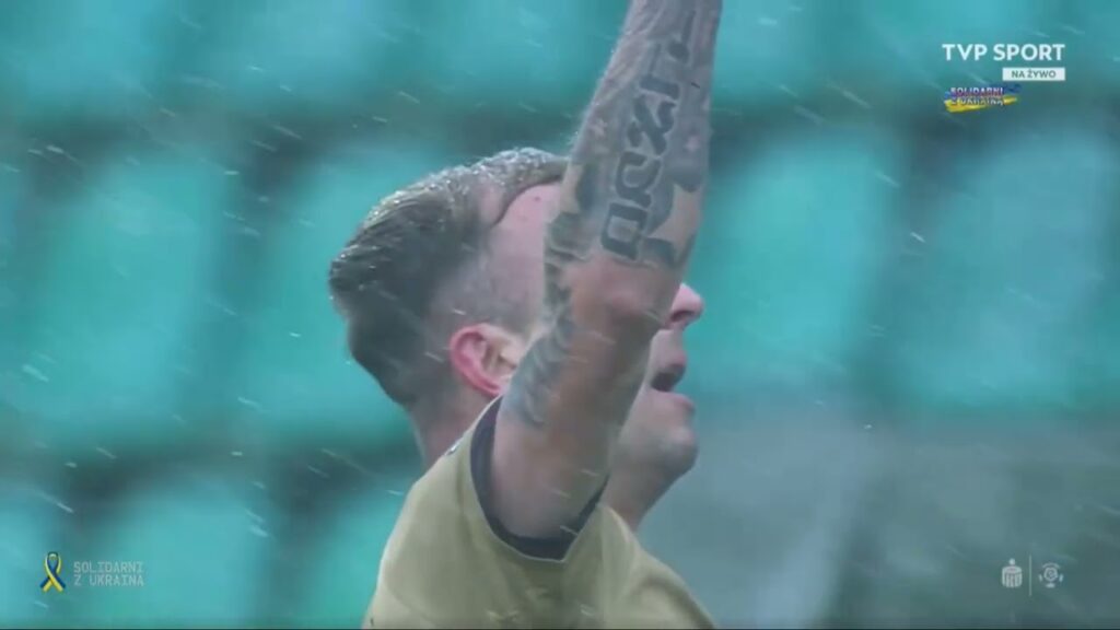 Grosicki kapitalny gol vs Górnikowi Łęczna (2022)
