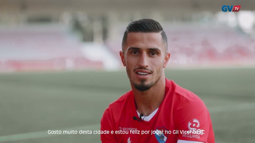 Bem-Vindo, Ali Alipour