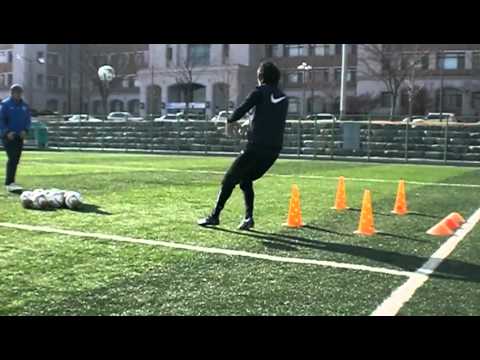 Carlão - Skip e Agilidade com Punho - GK Cho Hyun Woo