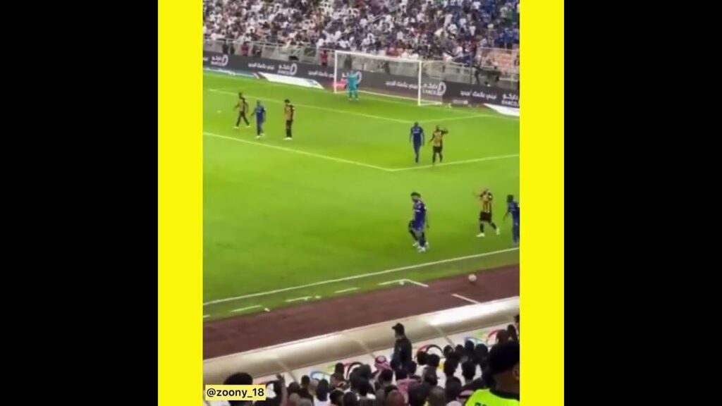 جمهور ‎#الاتحاد vs سعود عبدالحميد 🤣