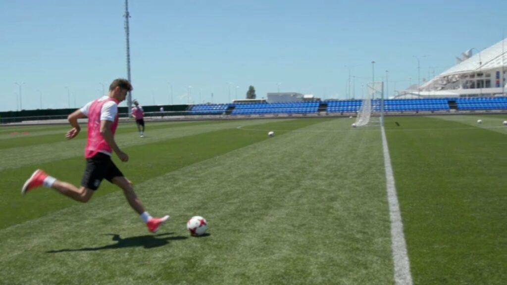 Szene des Tages 2: Leon Goretzka schnibbelt