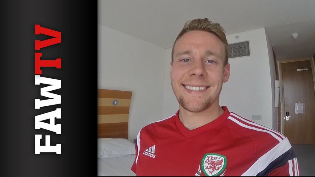 Chris Gunter's Wales Video Diary... with a little help from his friends!