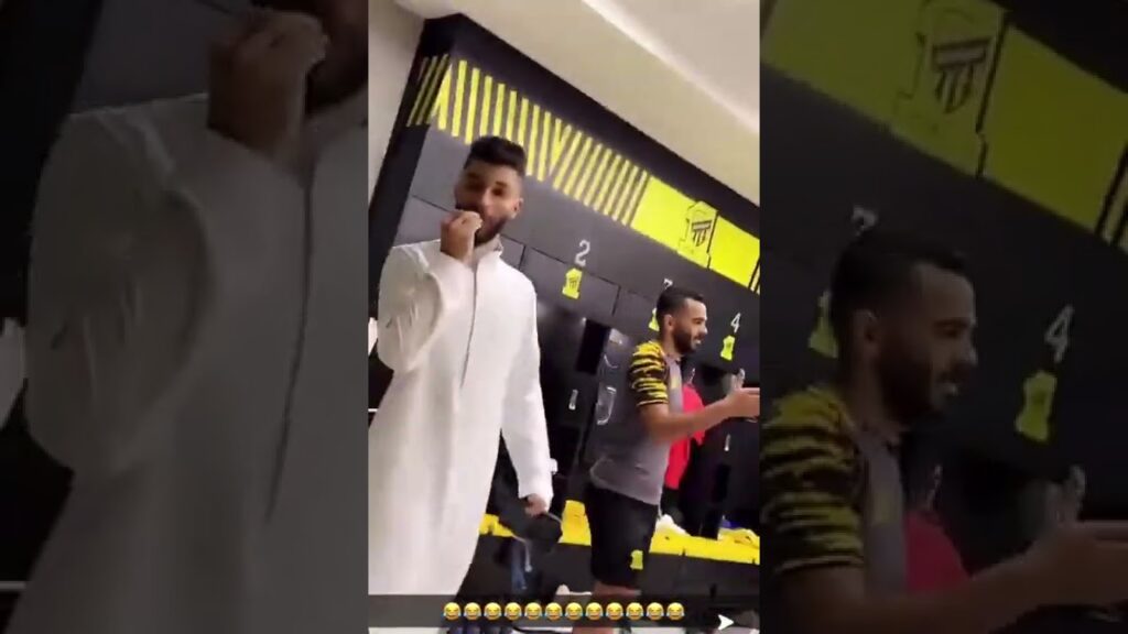 اللاعبين يباركون للعريس عبدالرحمن العبود 💛