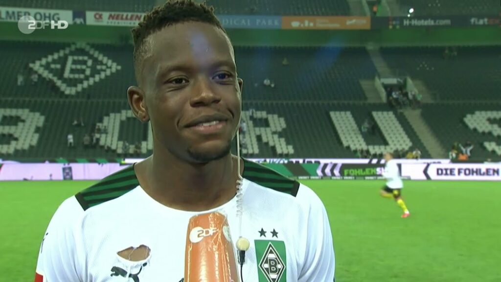 Interviews Denis Zakaria u. Gregor Kobel I #BMGDOR I Buli 2021/2022