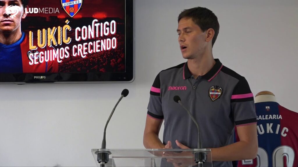 Presentación de Lukic como nuevo jugador del Levante UD