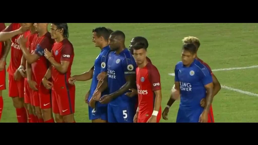 Alphonse Areola amazing save vs Riyad Mahrez 31/7/2016