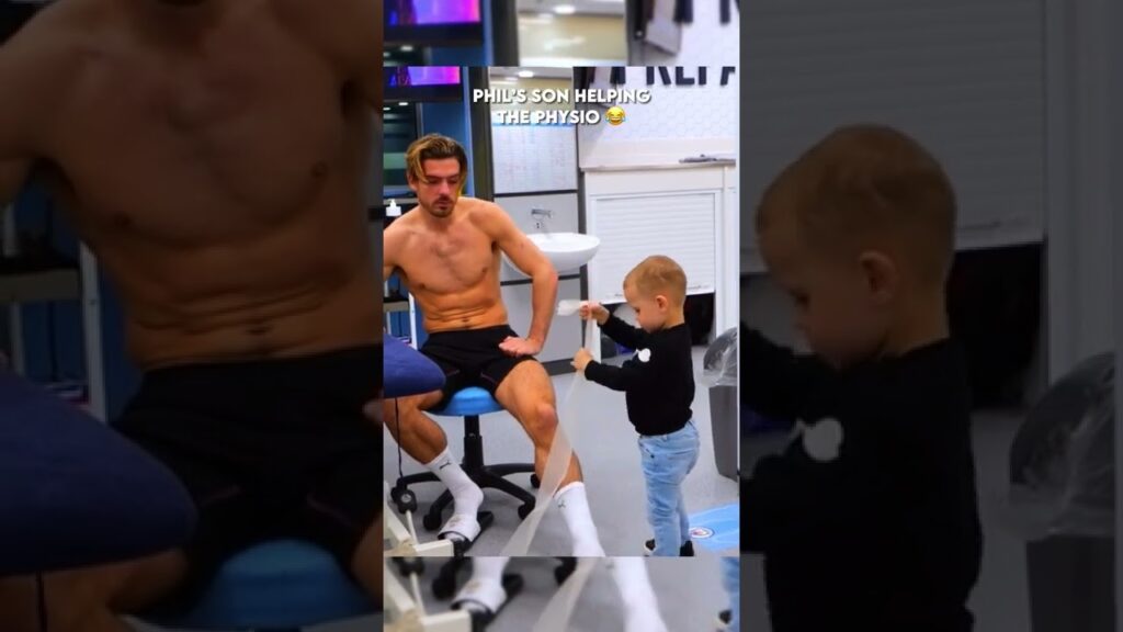 Ronnie Foden Helps The City Physio 🥹 #shorts