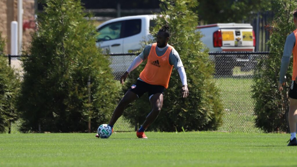Jaap Stam and Kendall Waston on Training