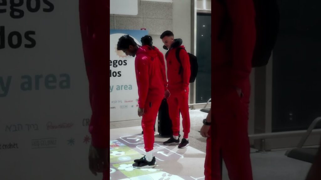 Game Over 🎮 Bernardo und Kollegen legen Spielsimulator lahm 👾 #Shorts