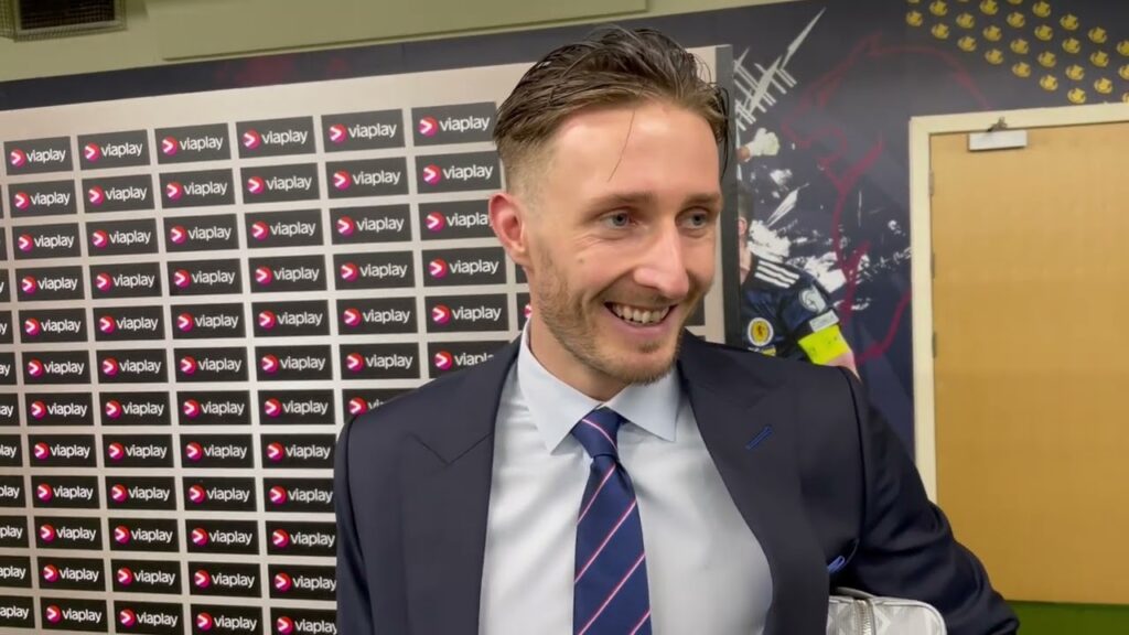 Ben Davies on 'solid' Connor Goldson partnership and 'sharp' Kemar Roofe