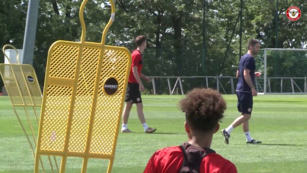 Hungary: Chris Mepham & Herson Alves discuss training camp life