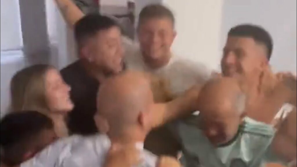 LA REACCIÓN DE LA FAMILIA DE THIAGO ALMADA | #ARGENTINA 🇦🇷 | #QATAR2022 🇶🇦⚽️