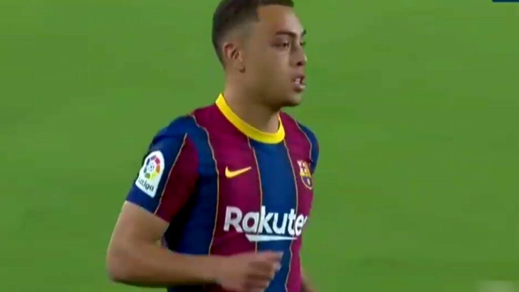 Sergiño Dest (DEBUT) for FC Barcelona vs. Sevilla ● 2020