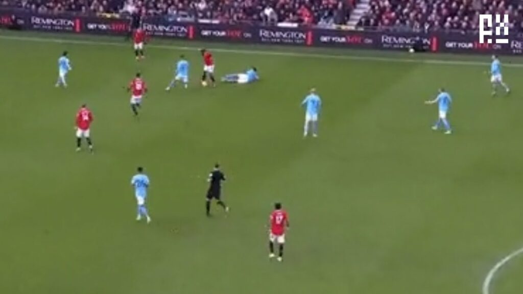 Wan Bissaka destroy Rodri and Cancelo