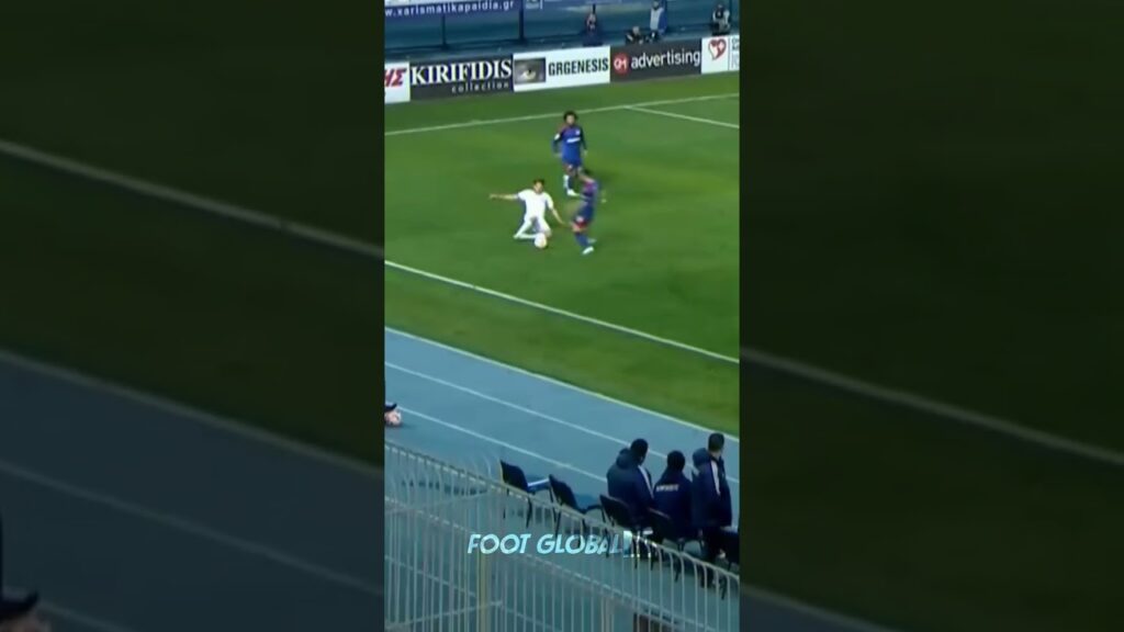 عظمة وجدي كشريدة 🇹🇳 لمارسيلو 🇧🇷