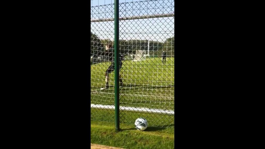 Simon Mignolet training Rode Duivels