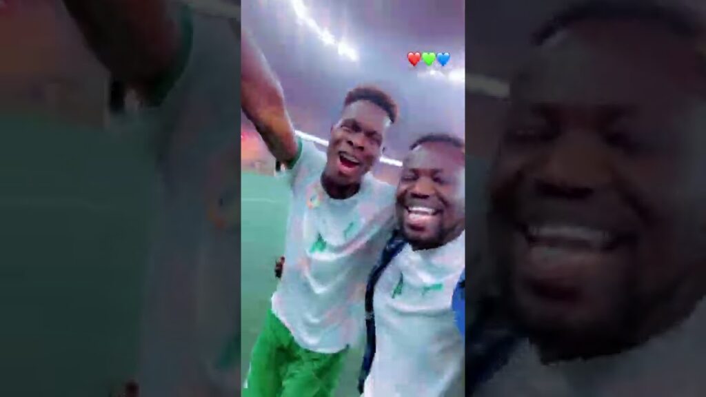 Boy Niang 2 fête la qualification des Lions avec le footballeur Pape Cissé