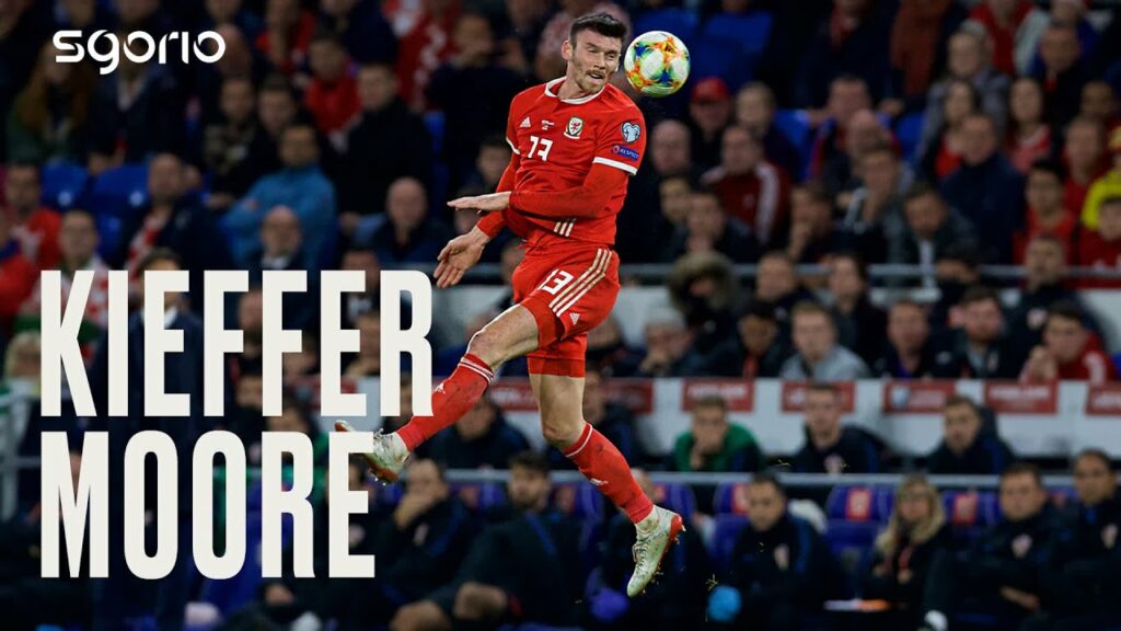 Kieffer Moore | Cymru