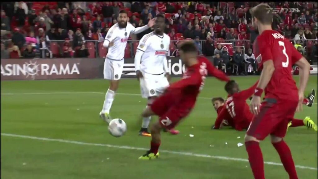 Jonathan Osorio Goal - October 26, 2016