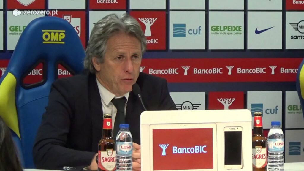 Jorge Jesus explica opção por João Palhinha