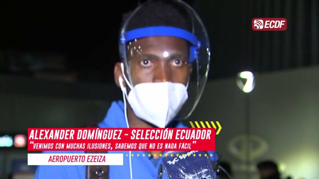 Alexander Domínguez, arquero de La Tri