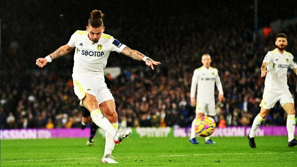 Kalvin Phillips - Perfect tackles - Leeds | HD