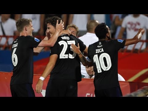 Jonas Wind med panenka straffesparksmål