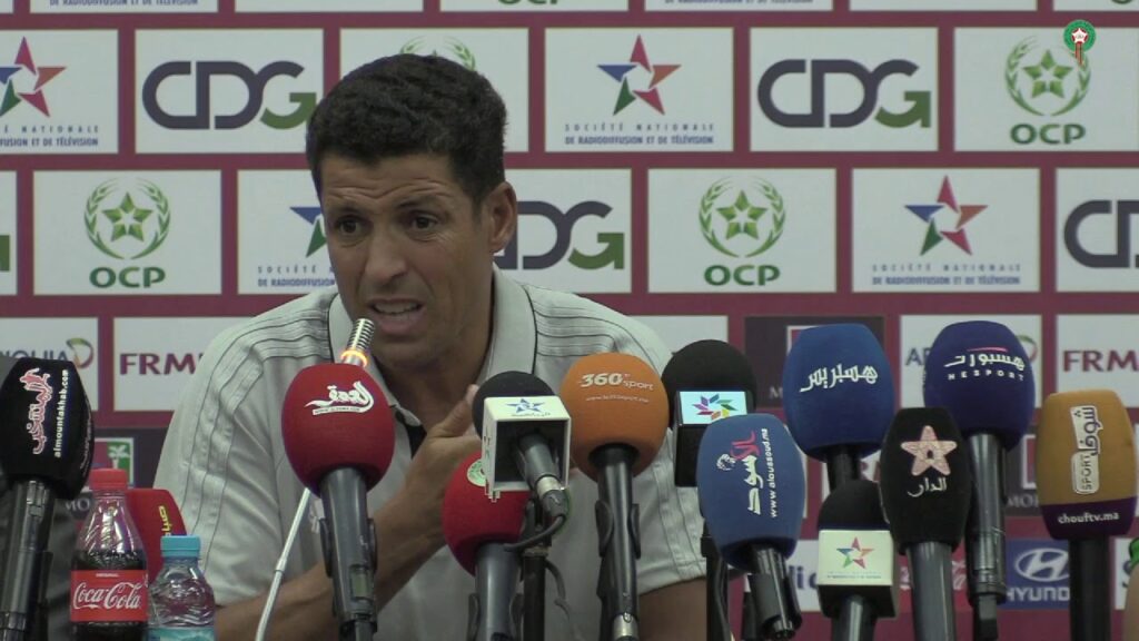 فيديو للقاء الاعلامي للسيد الحسين عموتة واللاعب يحيى جبران