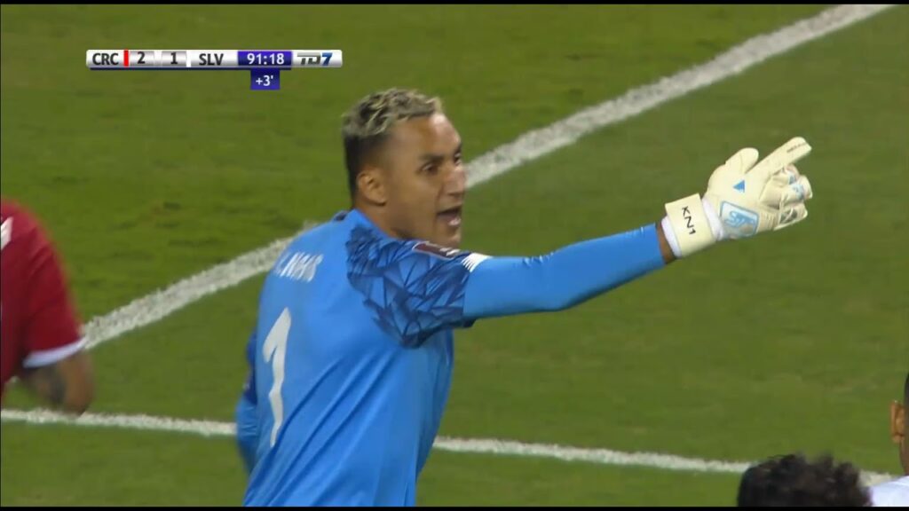Brutal atajada de Keylor Navas