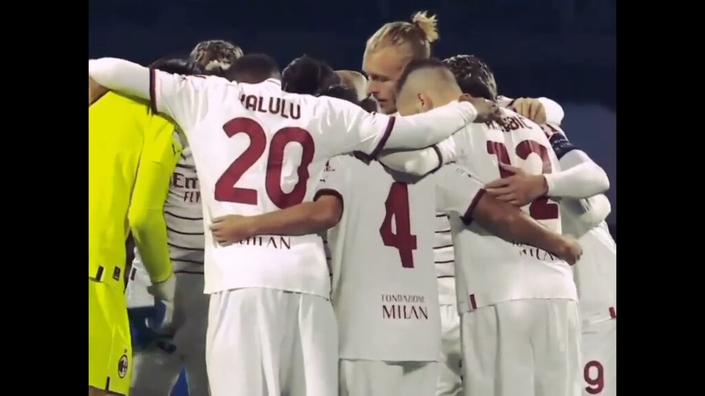 Simon Kjaer is a Leader