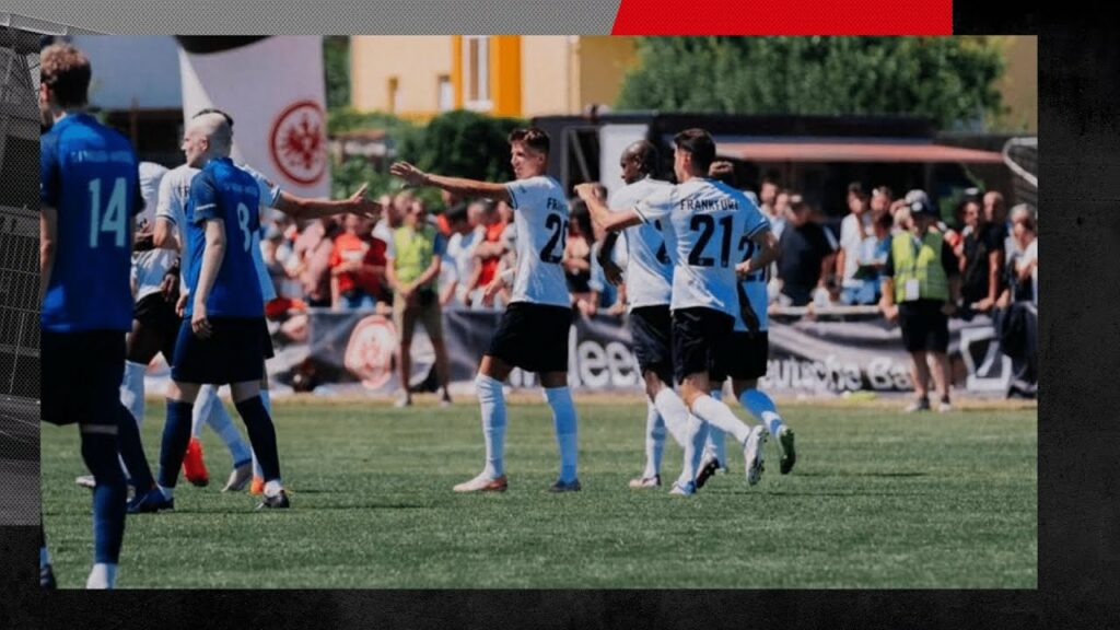 Jesper Lindström schweißt Freistoß ein ☄️ #Shorts