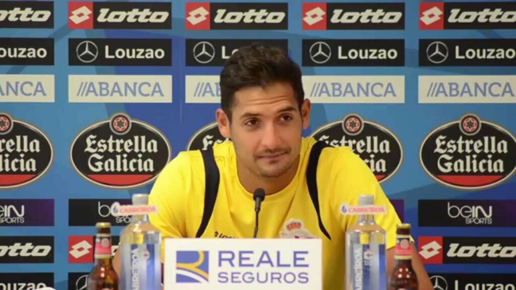 Rueda de prensa de Celso Borges en Abegondo 12.08.2015