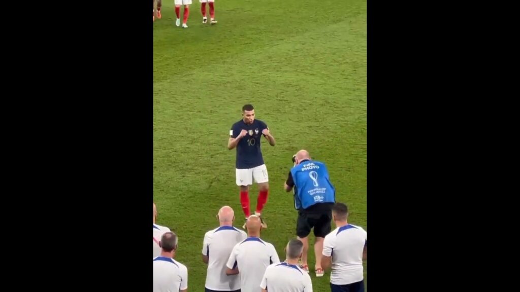 KYLIAN MBAPPE FRANCE 🇫🇷, DARI TRIBUN SUPORTER, QATAR 2022 #Shorts