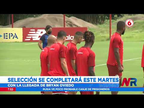 Bryan Oviedo será el último a llegar a La Sele