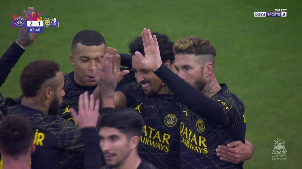 BUT - Sur un caviar de Mbappé, Marquinhos redonne l'avantage au PSG