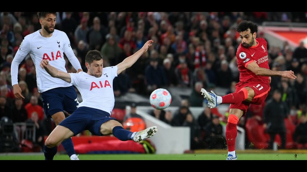 Ben Davies Flying Block vs Liverpool